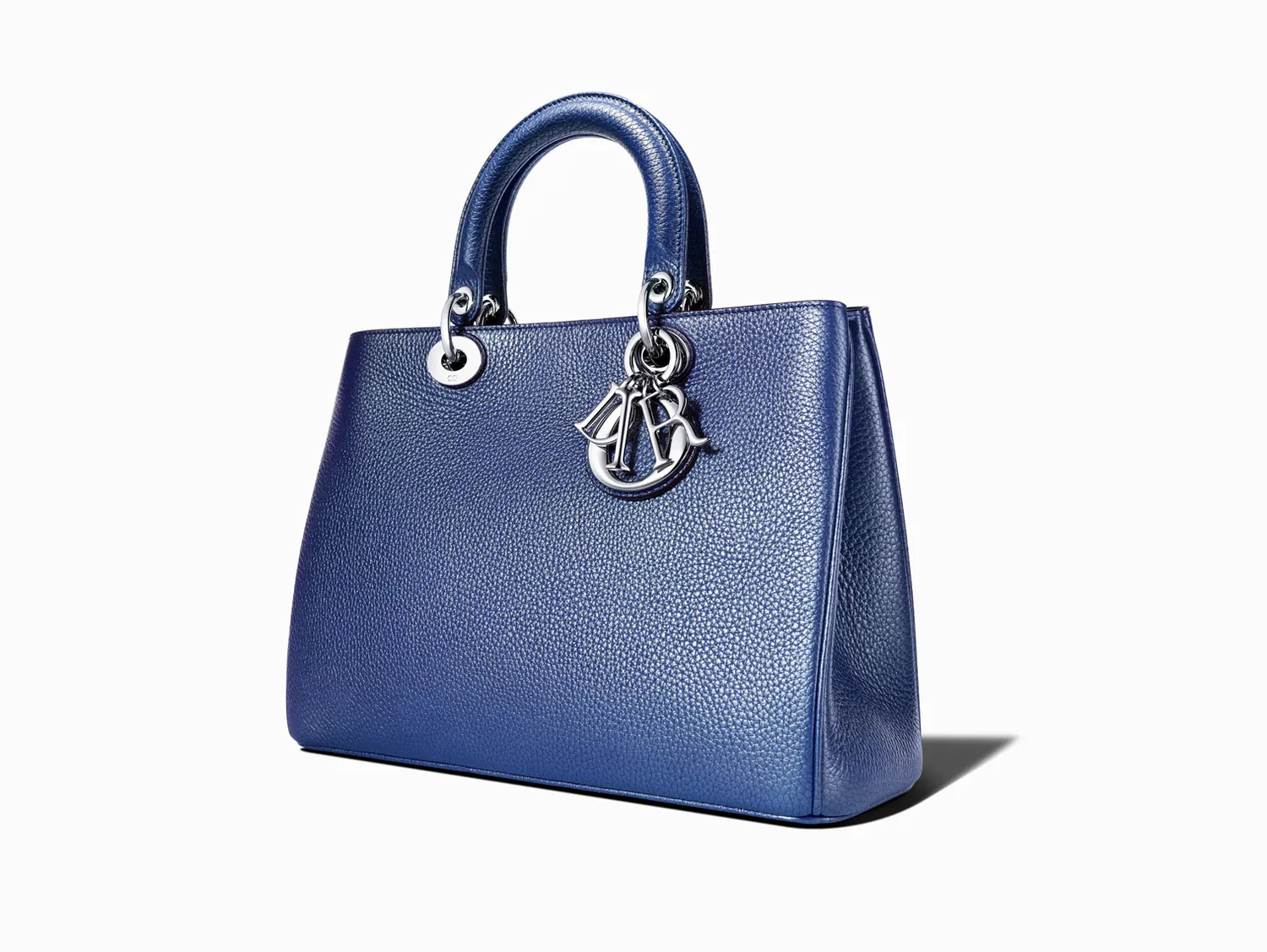 Packshot Dior — Studio 258, Paris